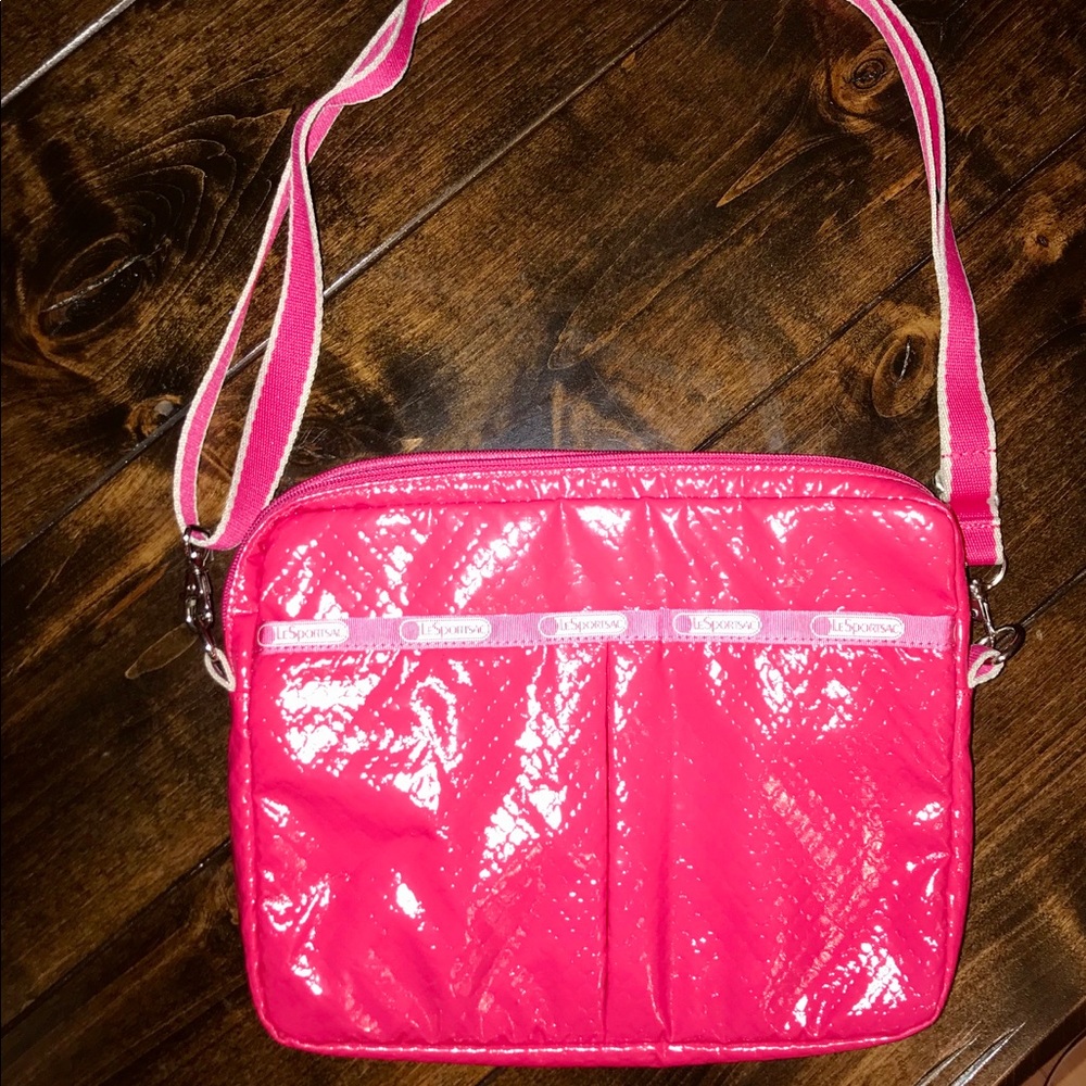 Hot pink lesportsac bag/purse